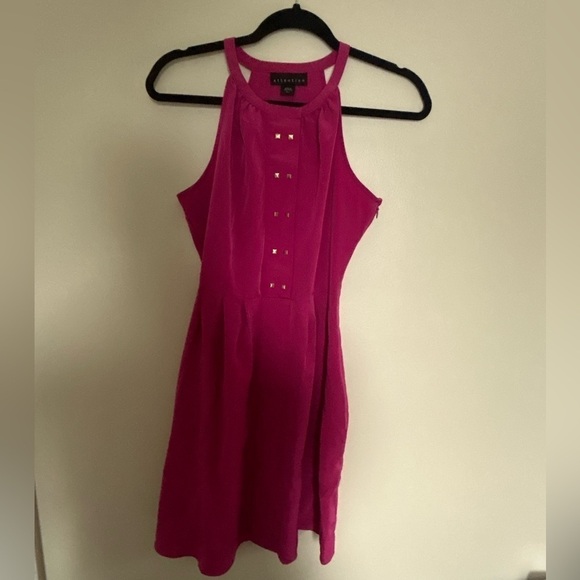 Dresses & Skirts - Magenta pink cocktail dress